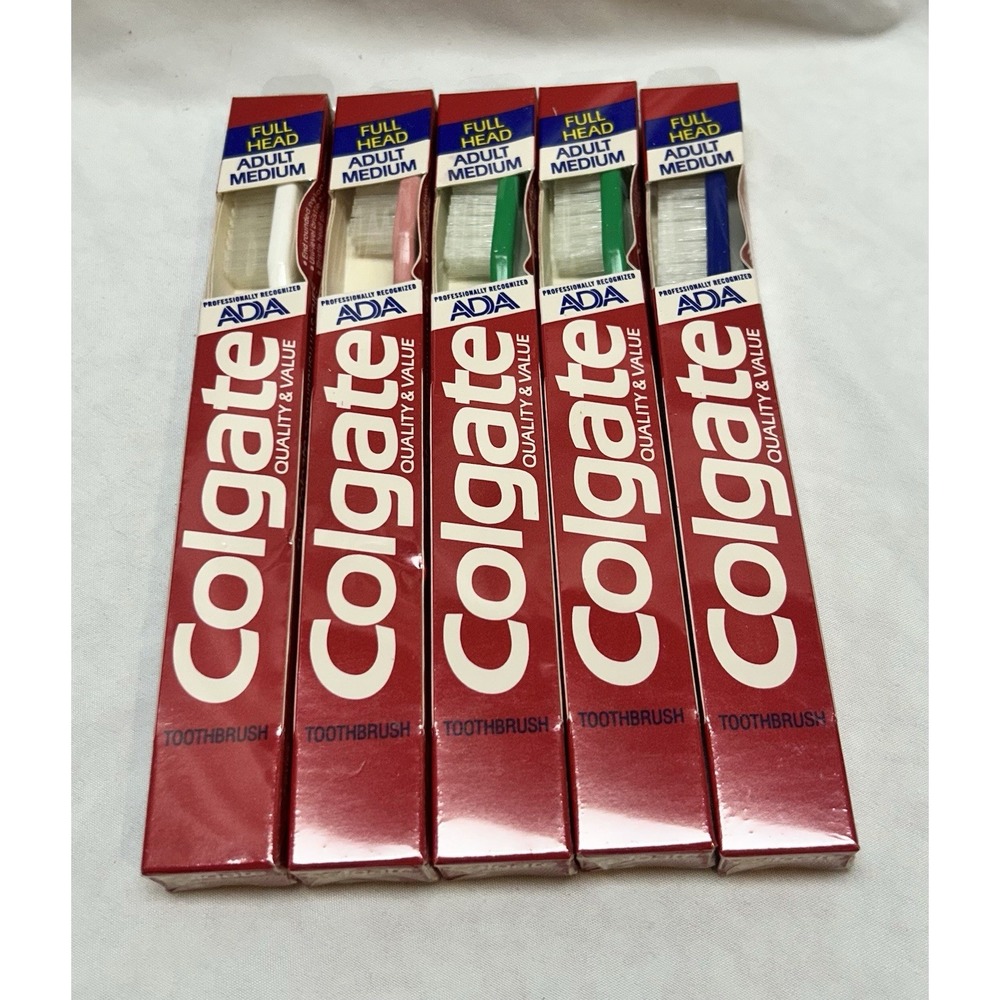 VTG Colgate Full Head Adult Medium Toothbrushes New Lot Of Five